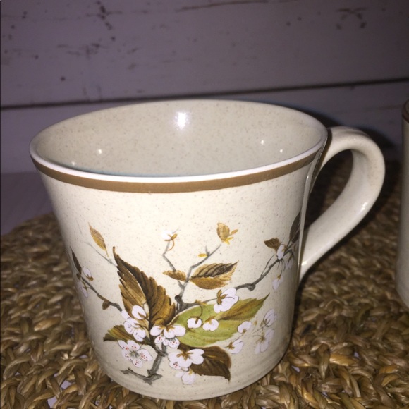 Royal Doulton Wild Cherry Teacups - Picture 2 of 4